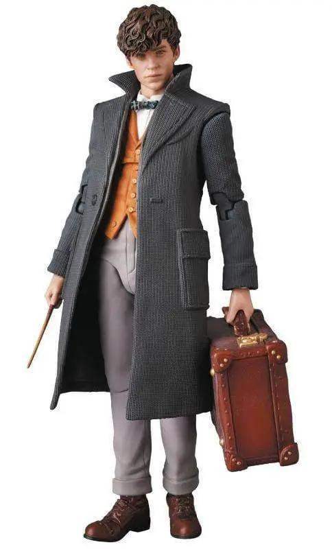 Newt Scamander MAFEX Action Figure With Niffler And Accessories - ToylandEU
