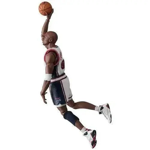 Michael Jordan 1992 Team USA MAFEX Action Figure Premium Collectible - ToylandEU