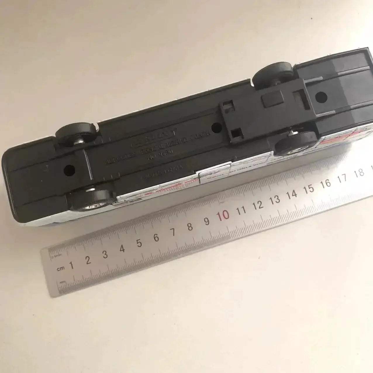 Mercedes Benz Coach Diecast Alloy Pull Back Model - ToylandEU