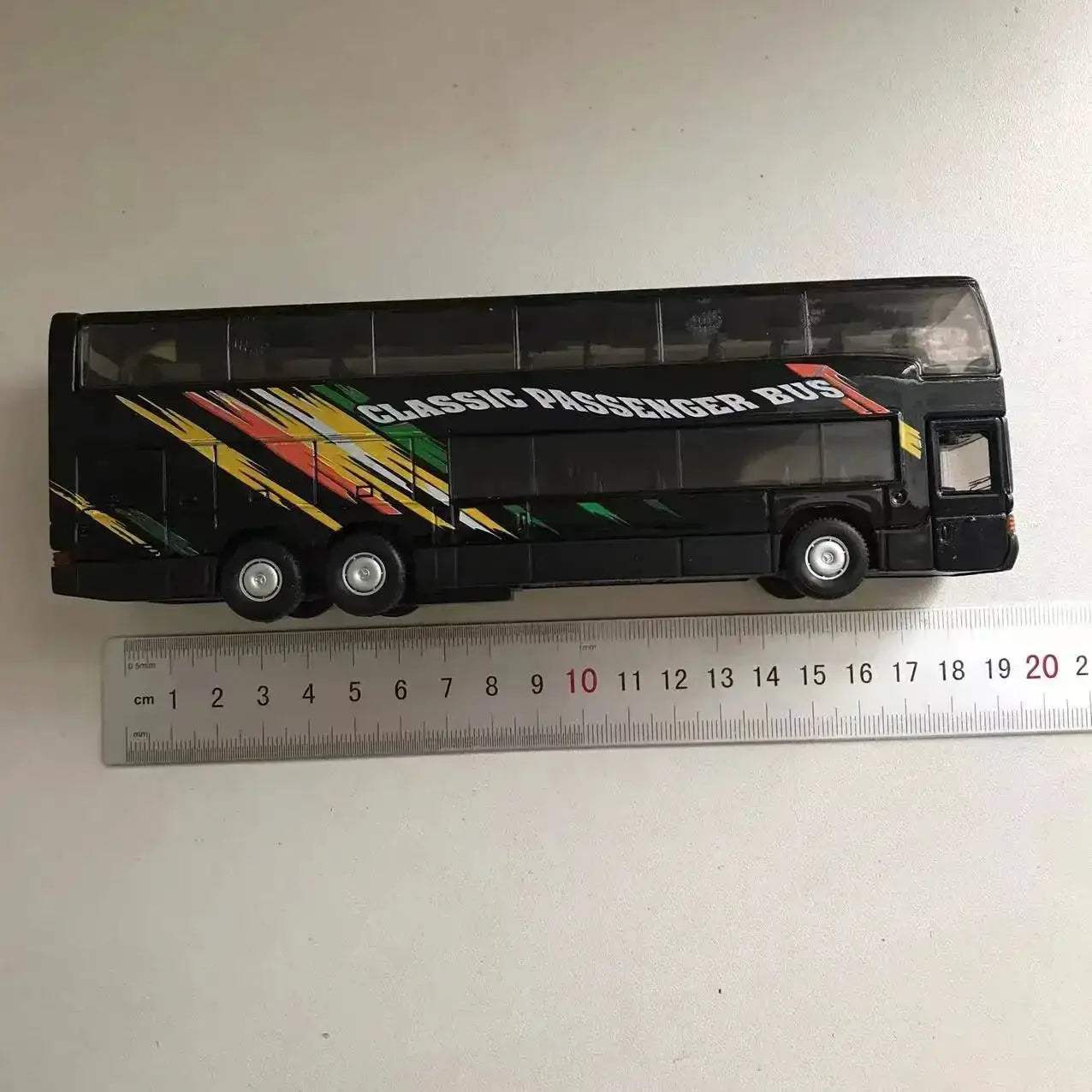 Mercedes Benz Coach Diecast Alloy Pull Back Model - ToylandEU