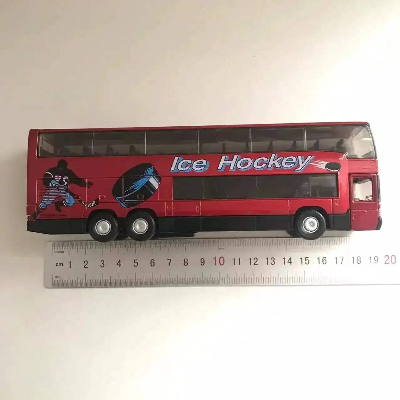 Mercedes Benz Coach Diecast Alloy Pull Back Model - ToylandEU