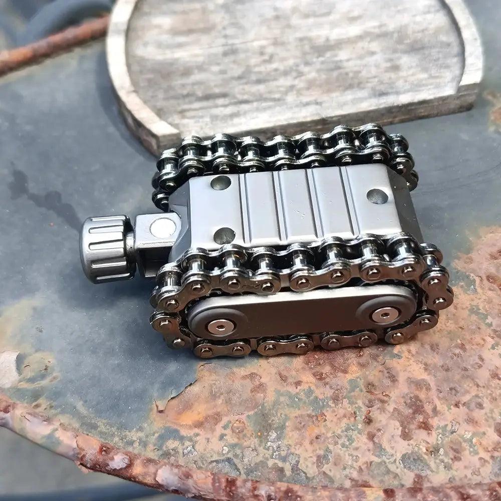  Metal Rotating Tank Fidget Toy CE Certified Smooth Spin -  ToylandEU™