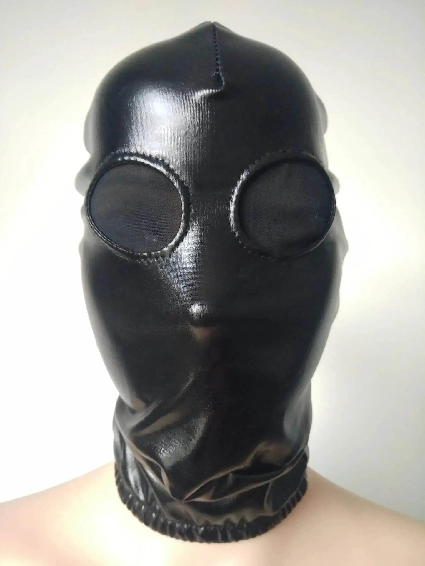  Metallic Black Halloween Masks for Kids - Unisex Cosplay Accessories -  ToylandEU™