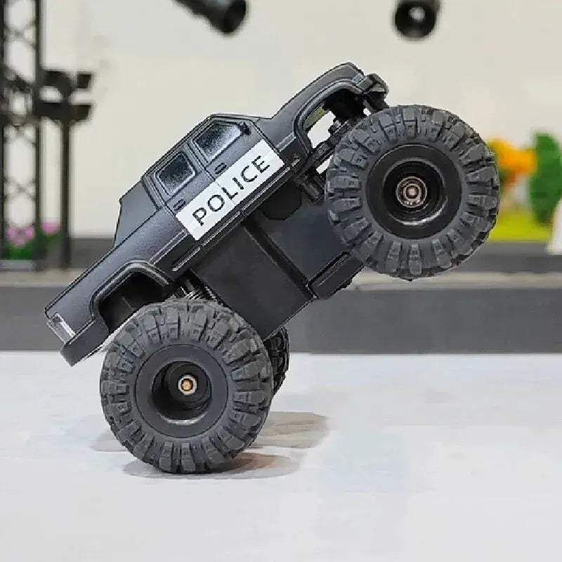 Micro Monster Truck RC Car Desktop Mini 1to58 RTR Transmitter - ToylandEU