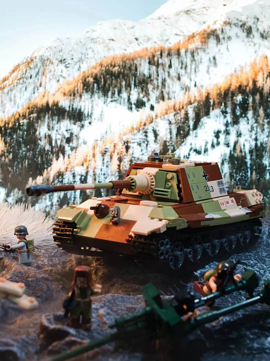 Military Series Building Blocks WW2 Heavy Battle Tank Set - ToylandEU