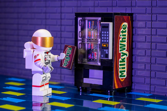 LEGO Candy Vending Machine With 35 Authentic Bricks - ToylandEU