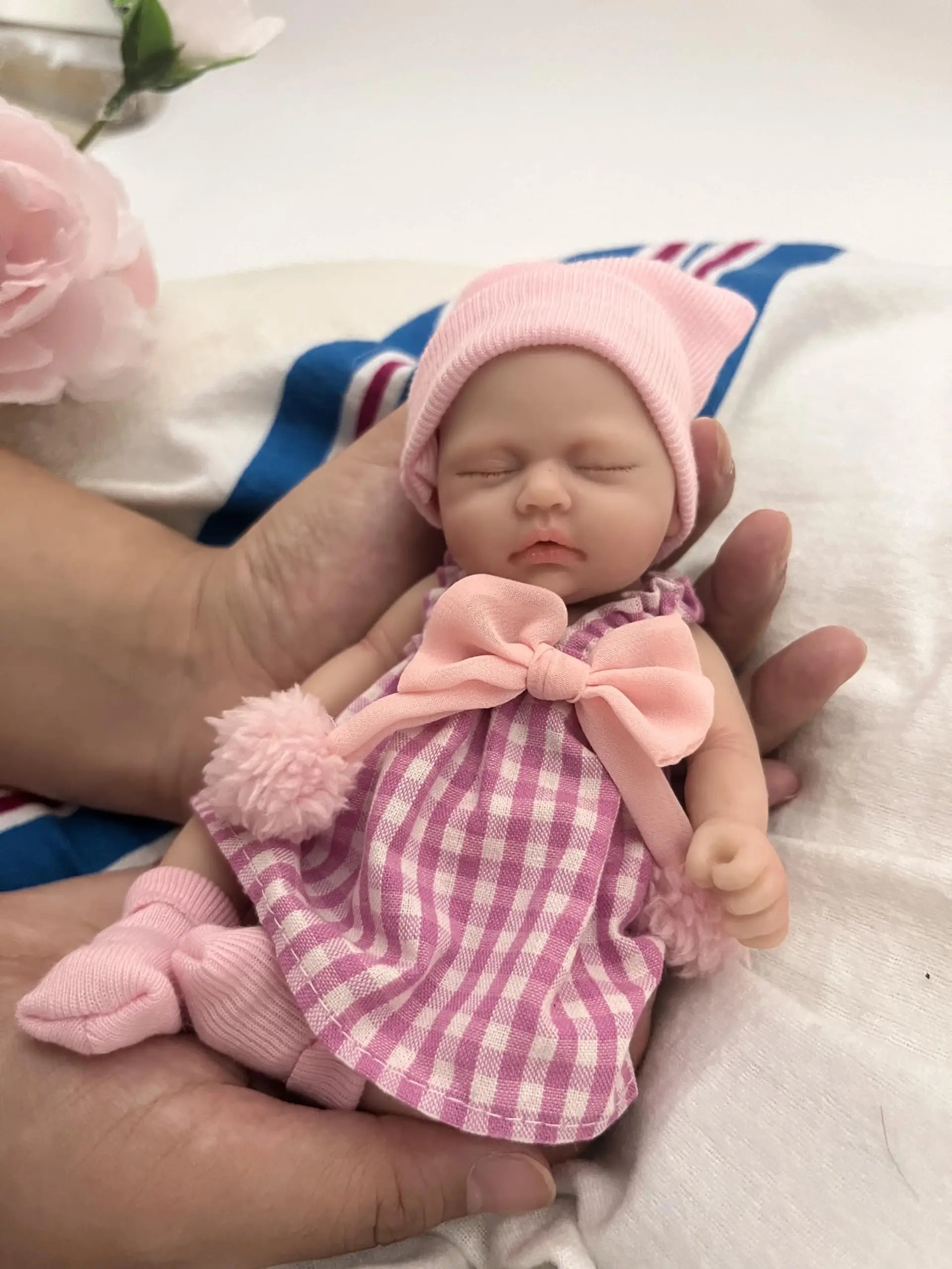 Miniature Babies 7" Full Body Silicone Baby Reborn Doll Lifelike Sleeping Baby Girl Gift - ToylandEU