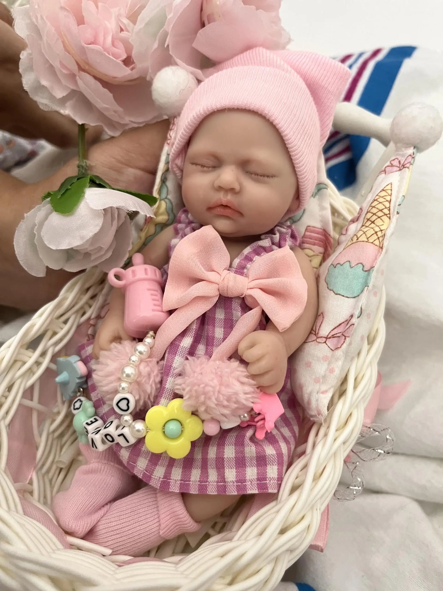 Miniature Babies 7" Full Body Silicone Baby Reborn Doll Lifelike Sleeping Baby Girl Gift - ToylandEU