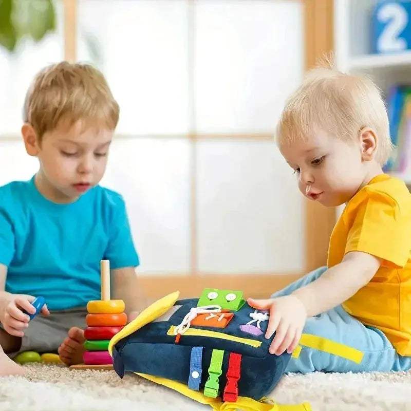 Montessori Felt Backpack With Buckles And Zippers - ToylandEU