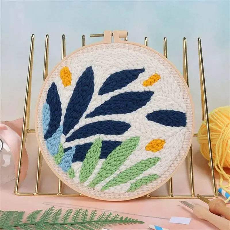 Moonlit Scenery Punch Needle Embroidery Craft Kit - DIY Rug Hooking Set with Threader, Fabric, and Wool Yarn - ToylandEU