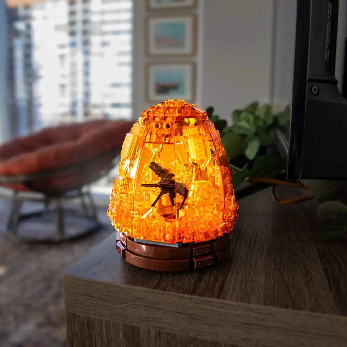 Amber Mosquito Fossil Display For Collectors LEGO Build - ToylandEU