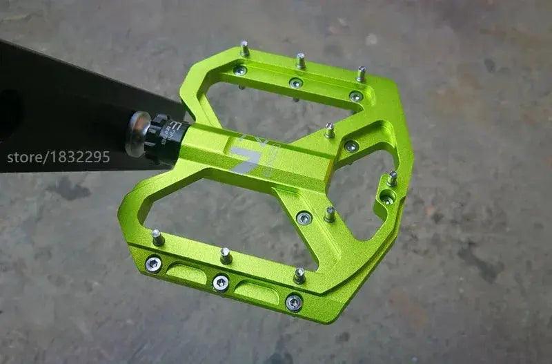  Non Slip Mountain Bike Pedals Aluminum Flat Platform -  ToylandEU™
