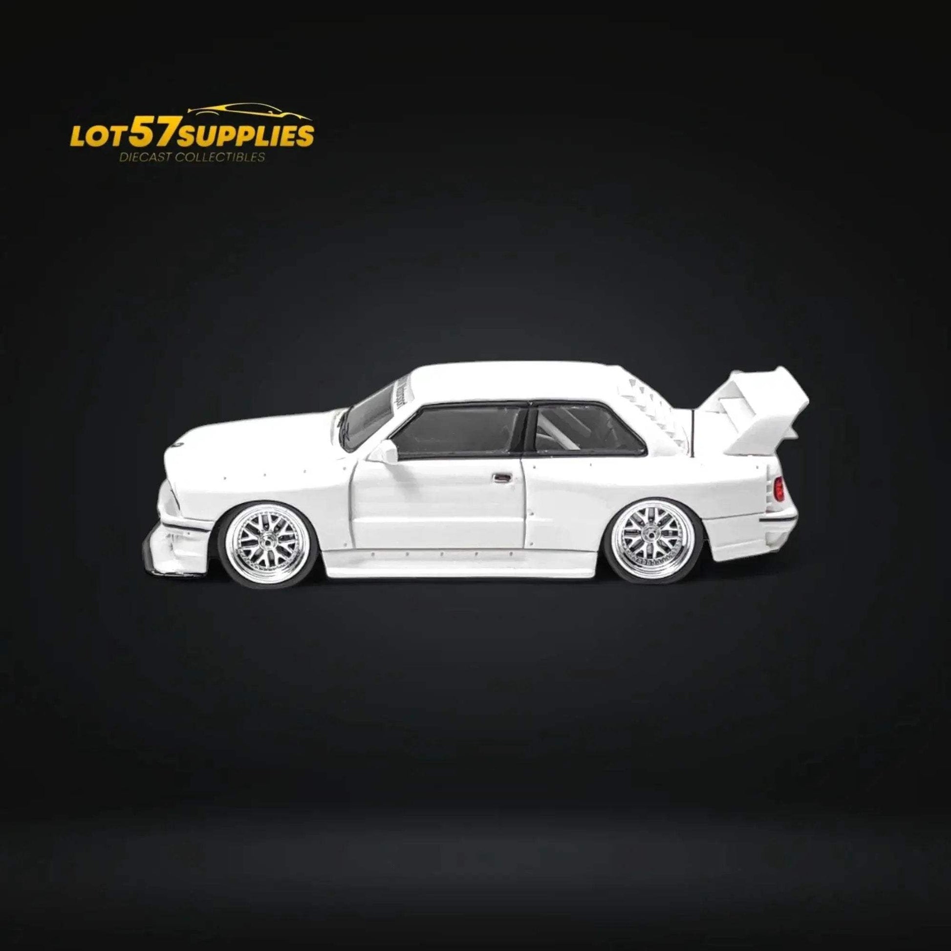 NA BMW E30 Wide-Body Resin Model White 1:64 - ToylandEU
