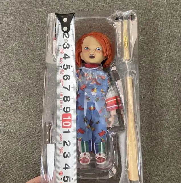 NECA Ghost Doll Revival Chucky Doll Luxury Edition - ToylandEU
