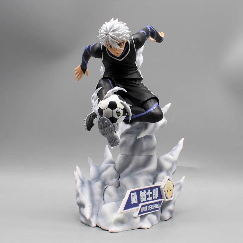  Nagi Seishiro Blue Lock Figure Dynamic Soccer Pose 21cm 