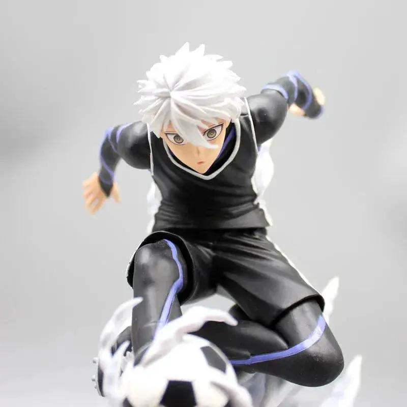 Nagi Seishiro Blue Lock Figure Dynamic Soccer Pose - ToylandEU
