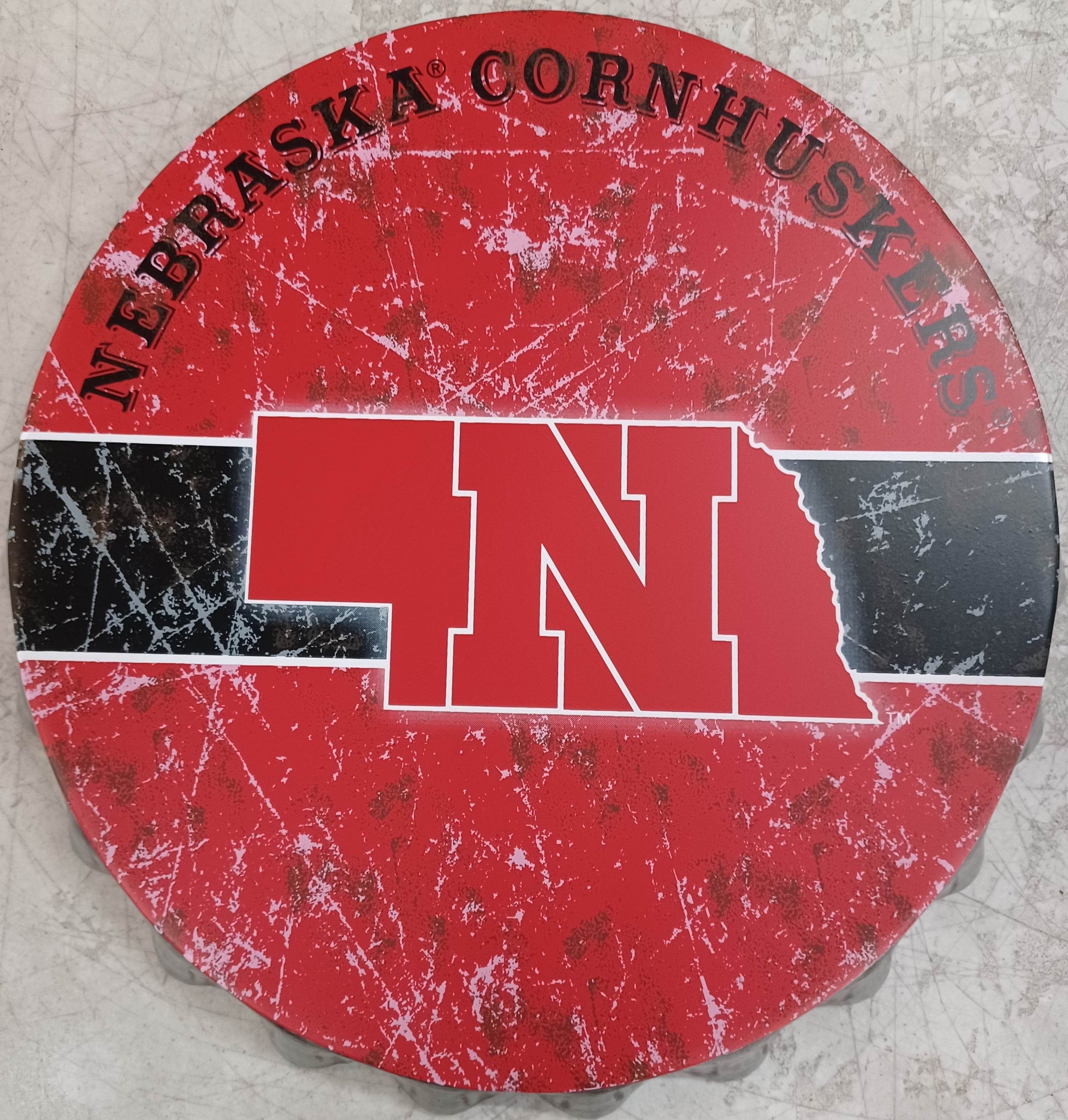 Nebraska Cornhuskers Bottle Cap Distressed Metal Sign - ToylandEU