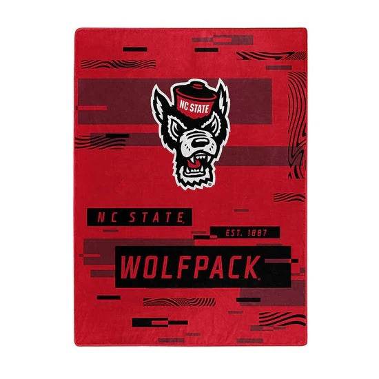 North Carolina State Wolfpack 60x80 Raschel Throw Blanket - ToylandEU