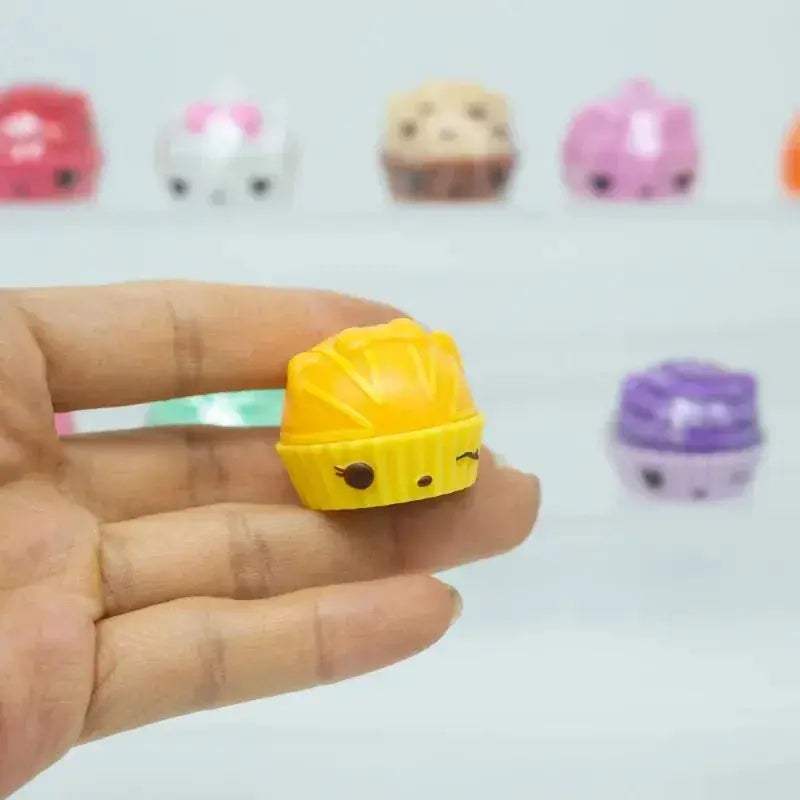 Num Noms Bunny Figures Makeup Lipgloss Stamp Kit Collectible - ToylandEU