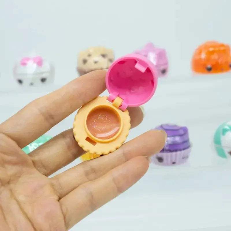 Num Noms Bunny Figures Makeup Lipgloss Stamp Kit Collectible - ToylandEU