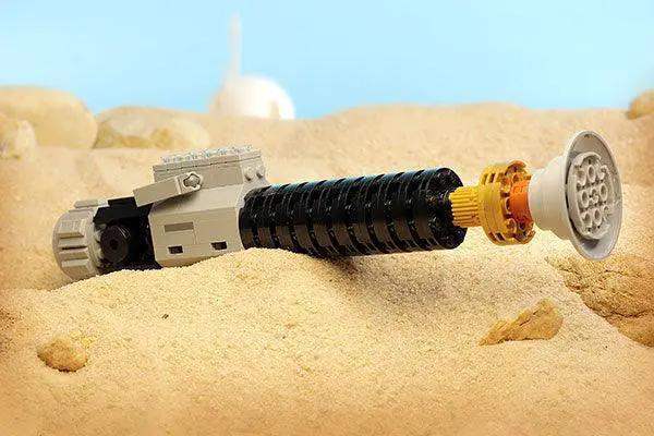 LEGO Obi Wan Kenobi Lightsaber with Stand Life Size - ToylandEU
