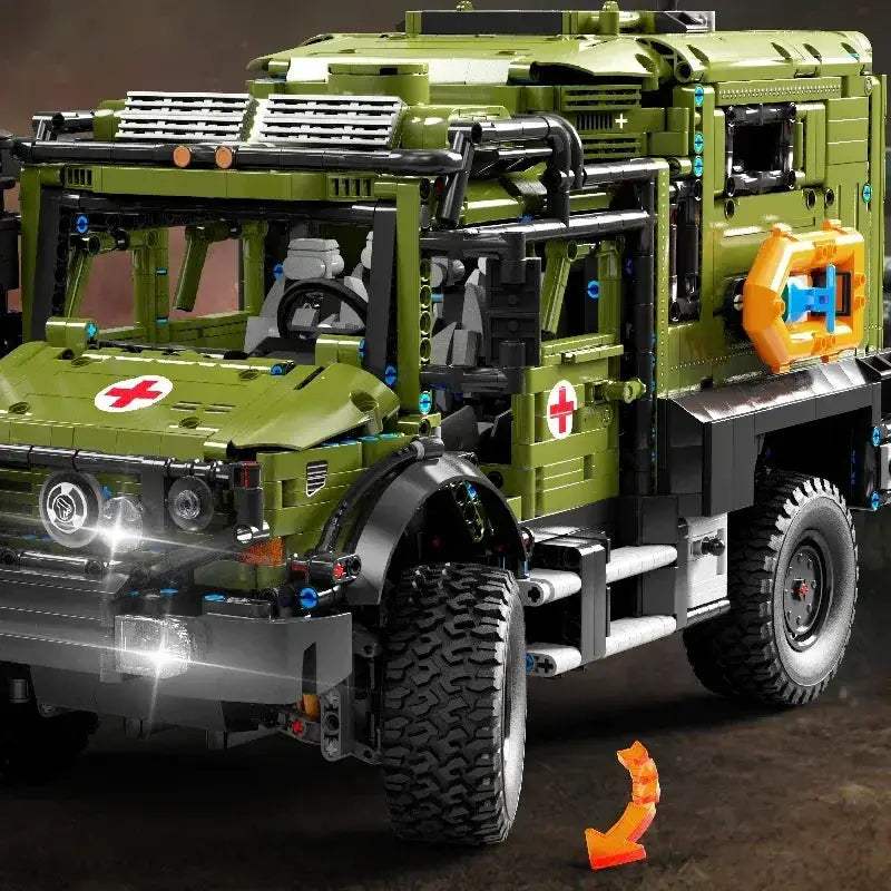 Off Road Ambulance Building Blocks With Realistic Steering - ToylandEU