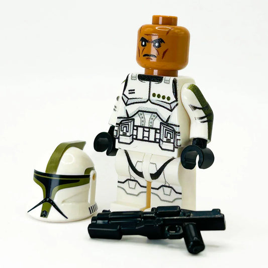 Olive Clone Trooper Figure With Custom RP1 Helmet Printing Authentic LEGO Parts - ToylandEU