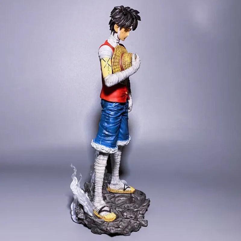 One Piece Luffy In Silent Tribute PVC Figure Exclusive