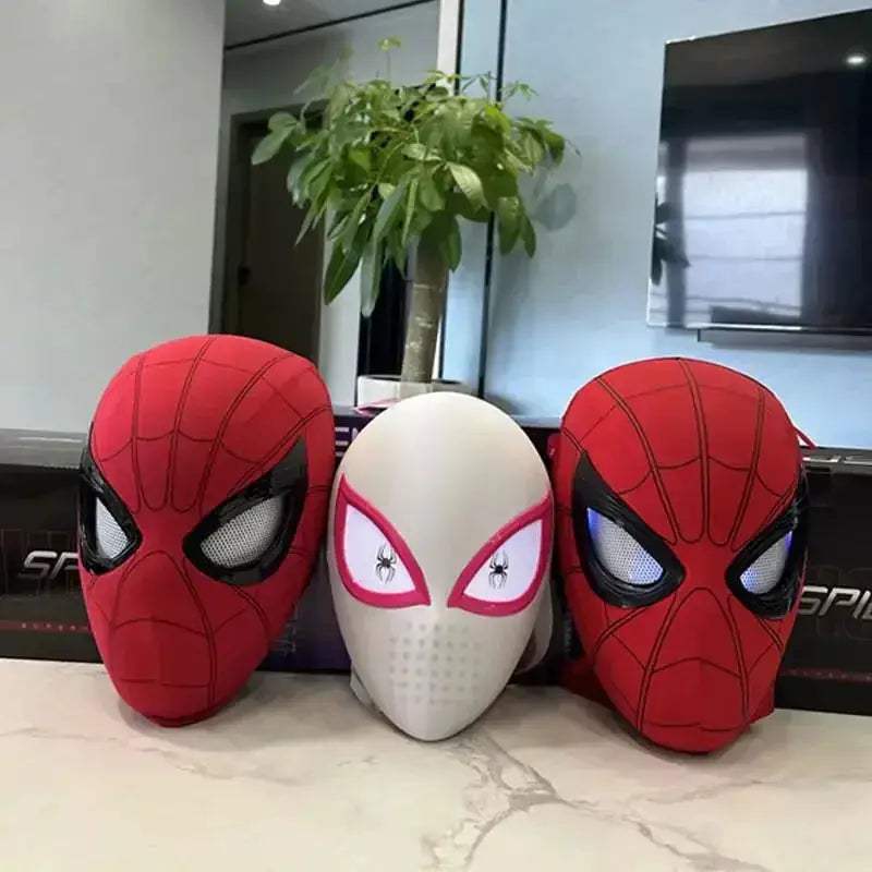 OneToOne Scale Spider Man Electronic Mask With Moving Glowing Eyes - ToylandEU