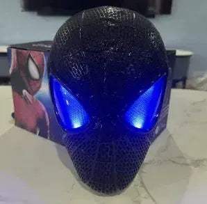OneToOne Scale Spider Man Electronic Mask With Moving Glowing Eyes - ToylandEU