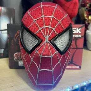 OneToOne Scale Spider Man Electronic Mask With Moving Glowing Eyes - ToylandEU
