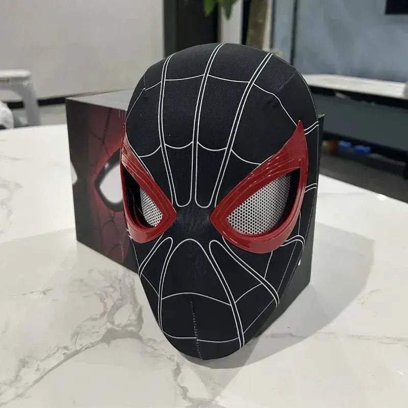 OneToOne Scale Spider Man Electronic Mask With Moving Glowing Eyes - ToylandEU