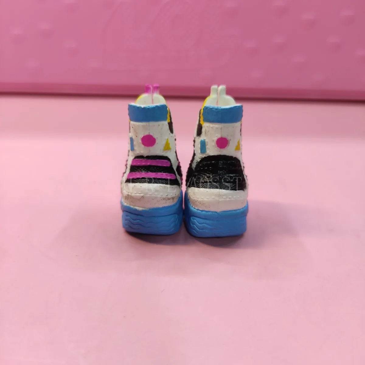 Original OMG Doll Remix Big Sister Accessories Gift Set - ToylandEU