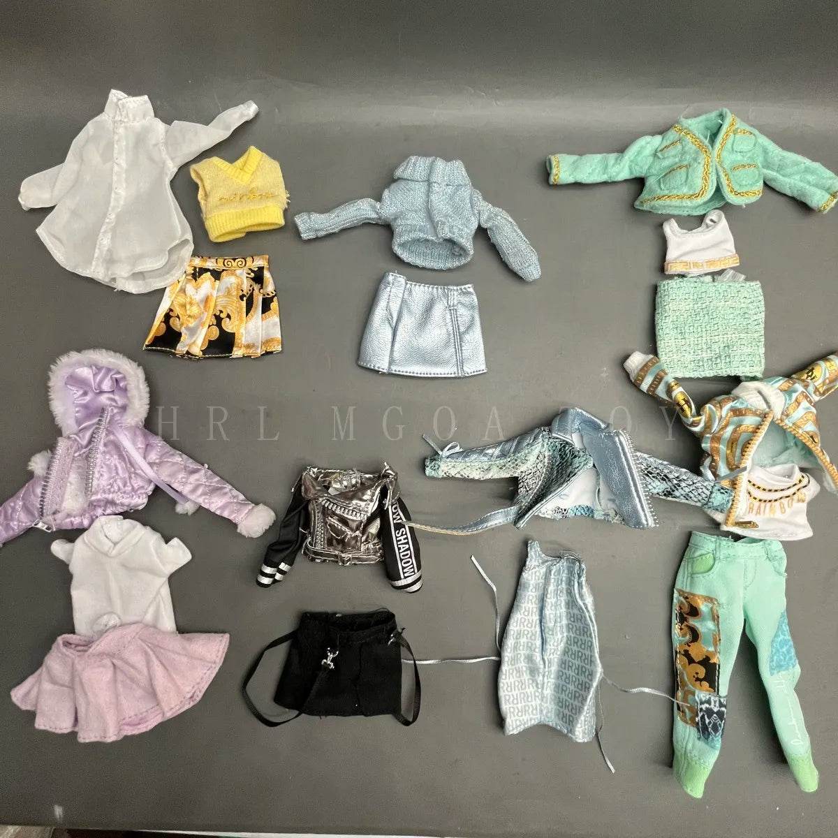 Original Rainbow School Doll With Dress Up Clothes For Girls - ToylandEU