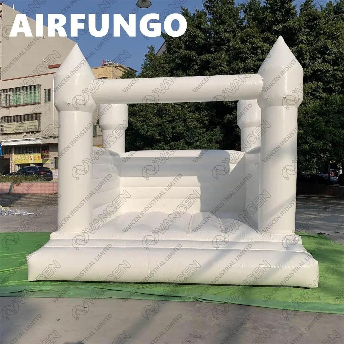  Outdoor Inflatable White Bounce House PVC Inflatable Castle -  ToylandEU™