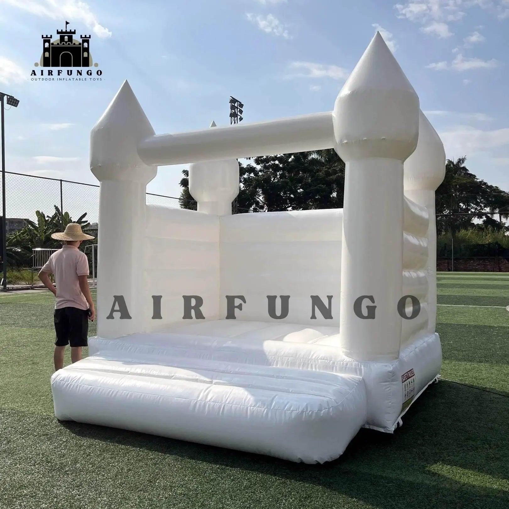 Outdoor Inflatable White Bounce House PVC Inflatable Castle -  ToylandEU™