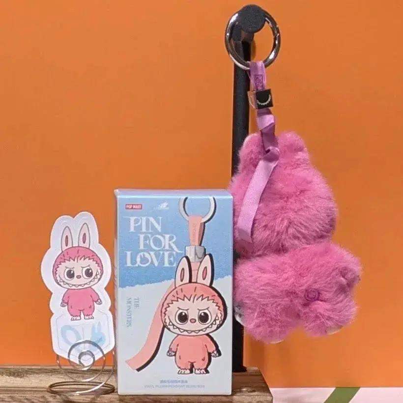 [CHOOSE YOUR LETTERS OPTION!] [IN STOCK] POPMART Labubu Pin for Love - ToylandEU