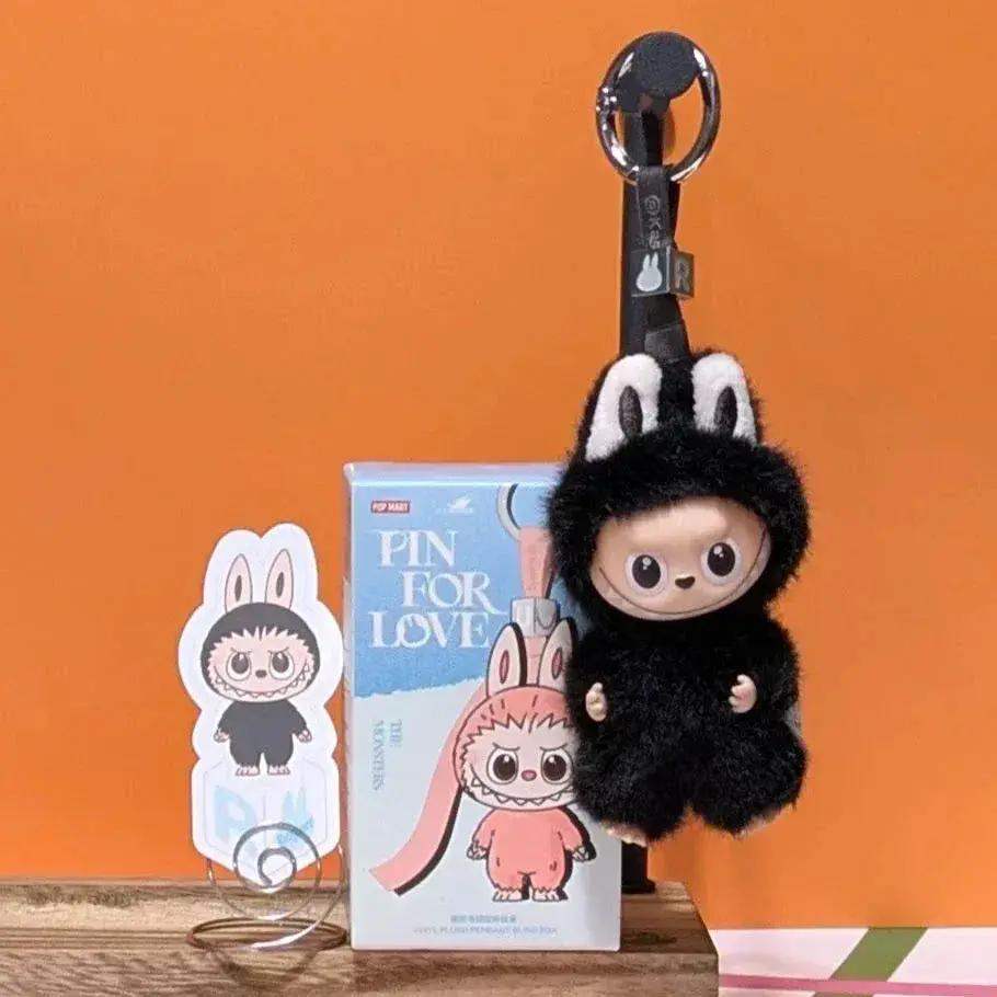 [CHOOSE YOUR LETTERS OPTION!] [IN STOCK] POPMART Labubu Pin for Love - ToylandEU