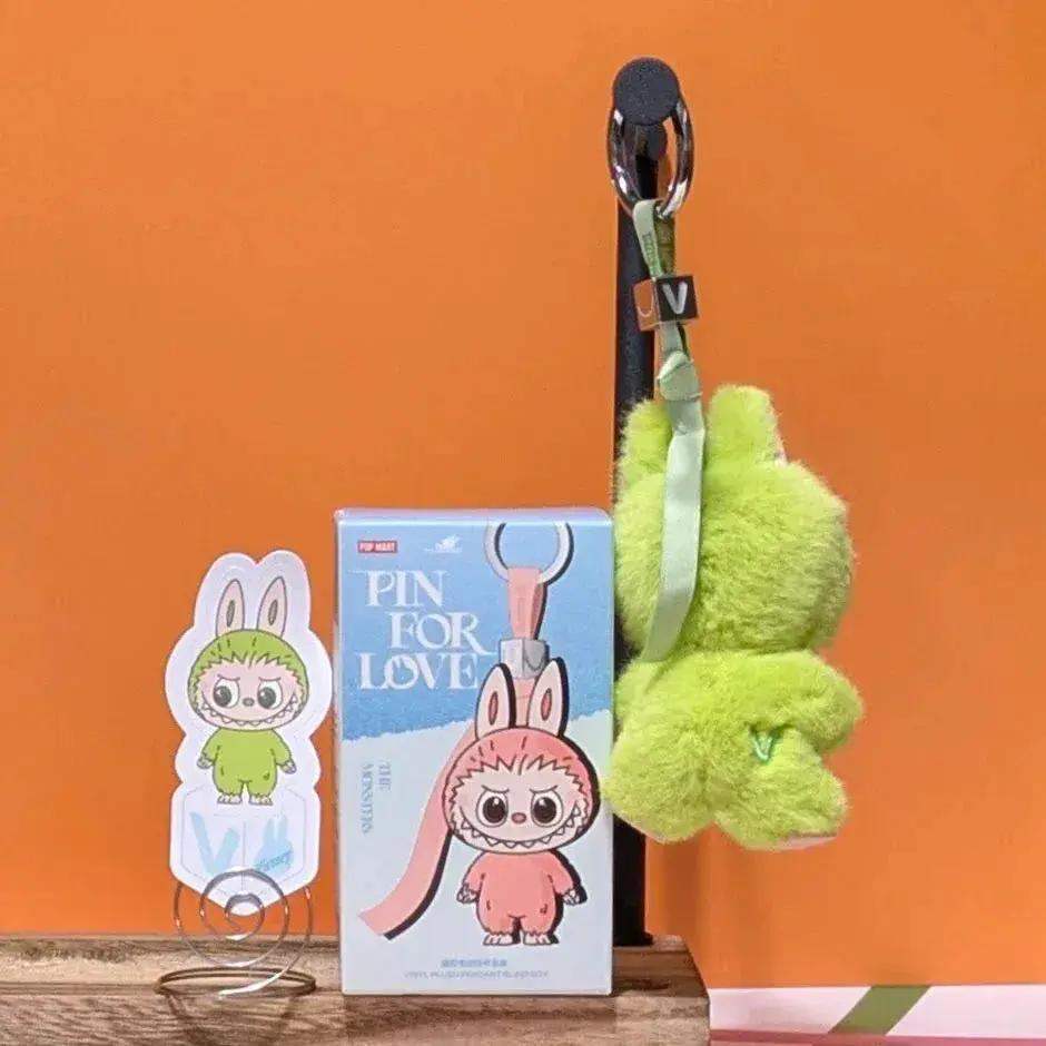 [CHOOSE YOUR LETTERS OPTION!] [IN STOCK] POPMART Labubu Pin for Love - ToylandEU