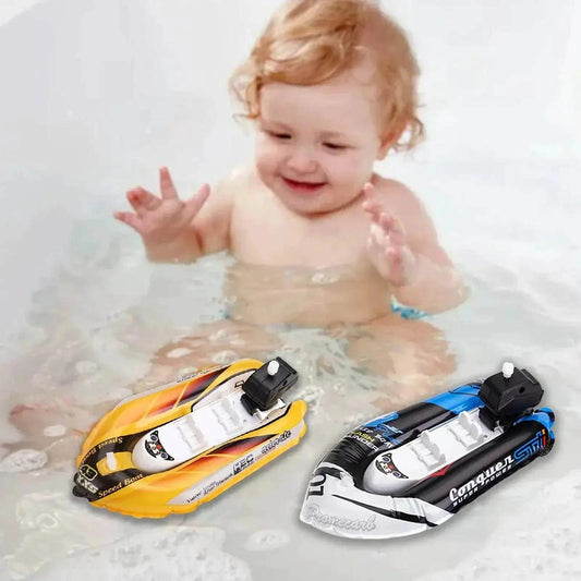  Pack of 5-Random Colors Fun-filled Wind-Up Bath Boat Toy for Kids - Durable Water Play Float for Indoor & Outdoor Adventure -  ToylandEU™