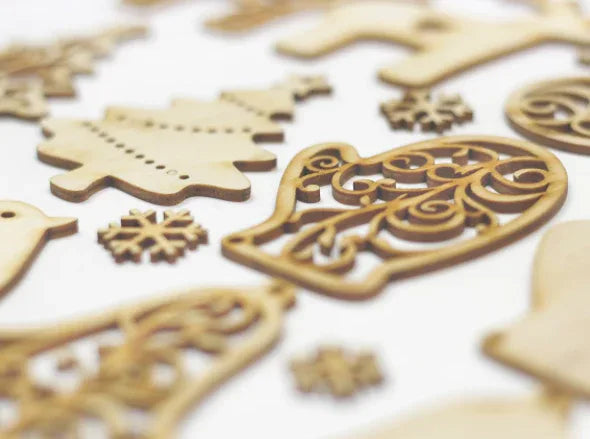 Paintable Wooden Christmas Ornaments Kit With 12 Pieces - ToylandEU