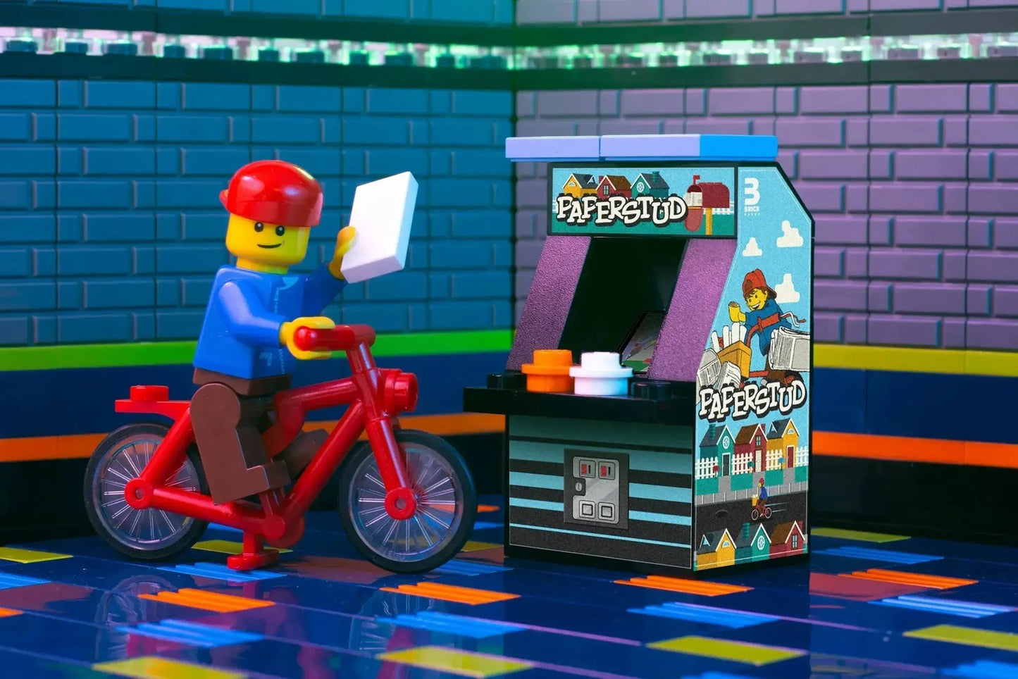 Paper Stud - B3 Customs Arcade Machine made using LEGO parts - ToylandEU