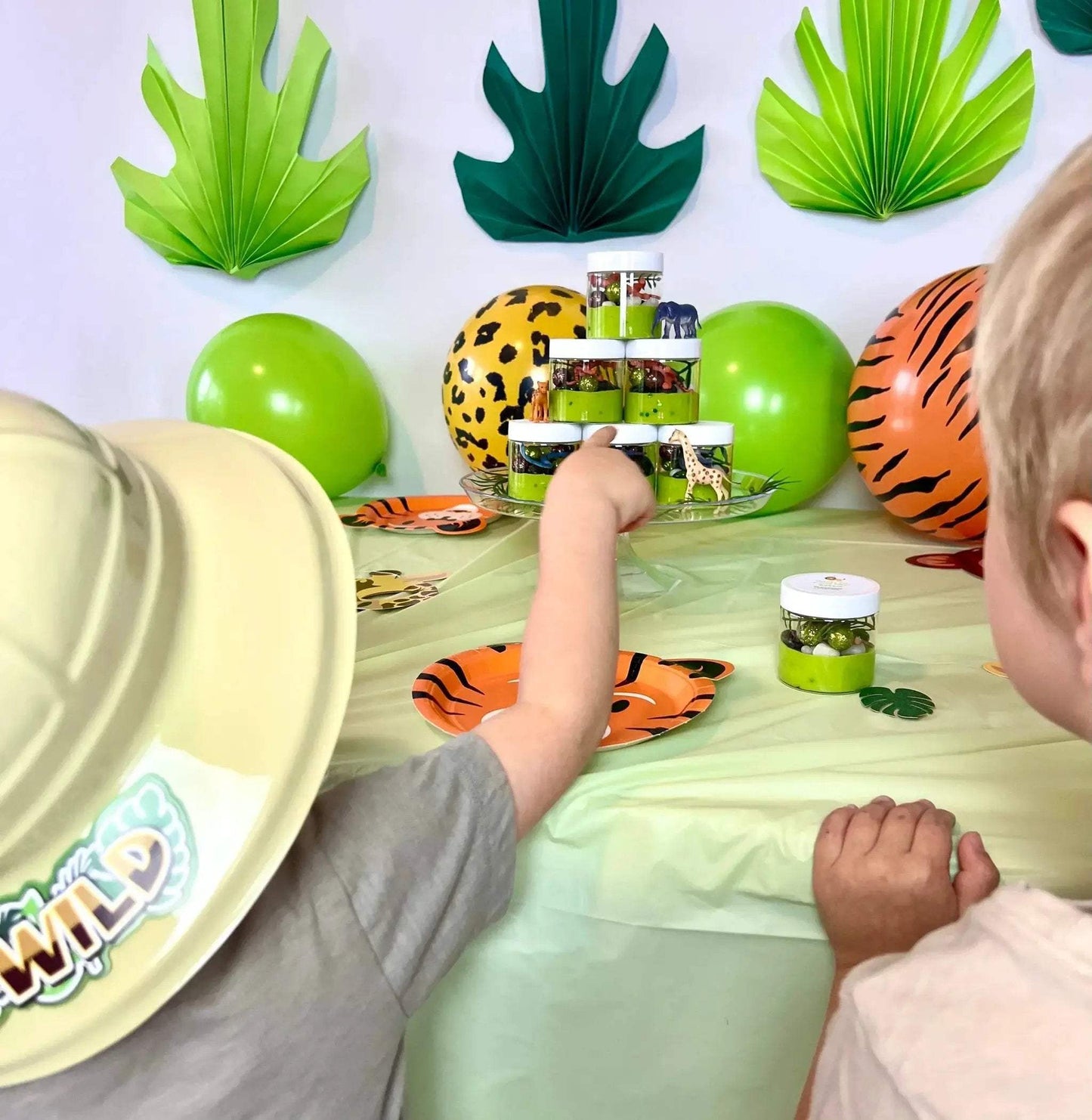 Party Animals | Wild Animals | Zoo Play Dough Party Favors - ToylandEU