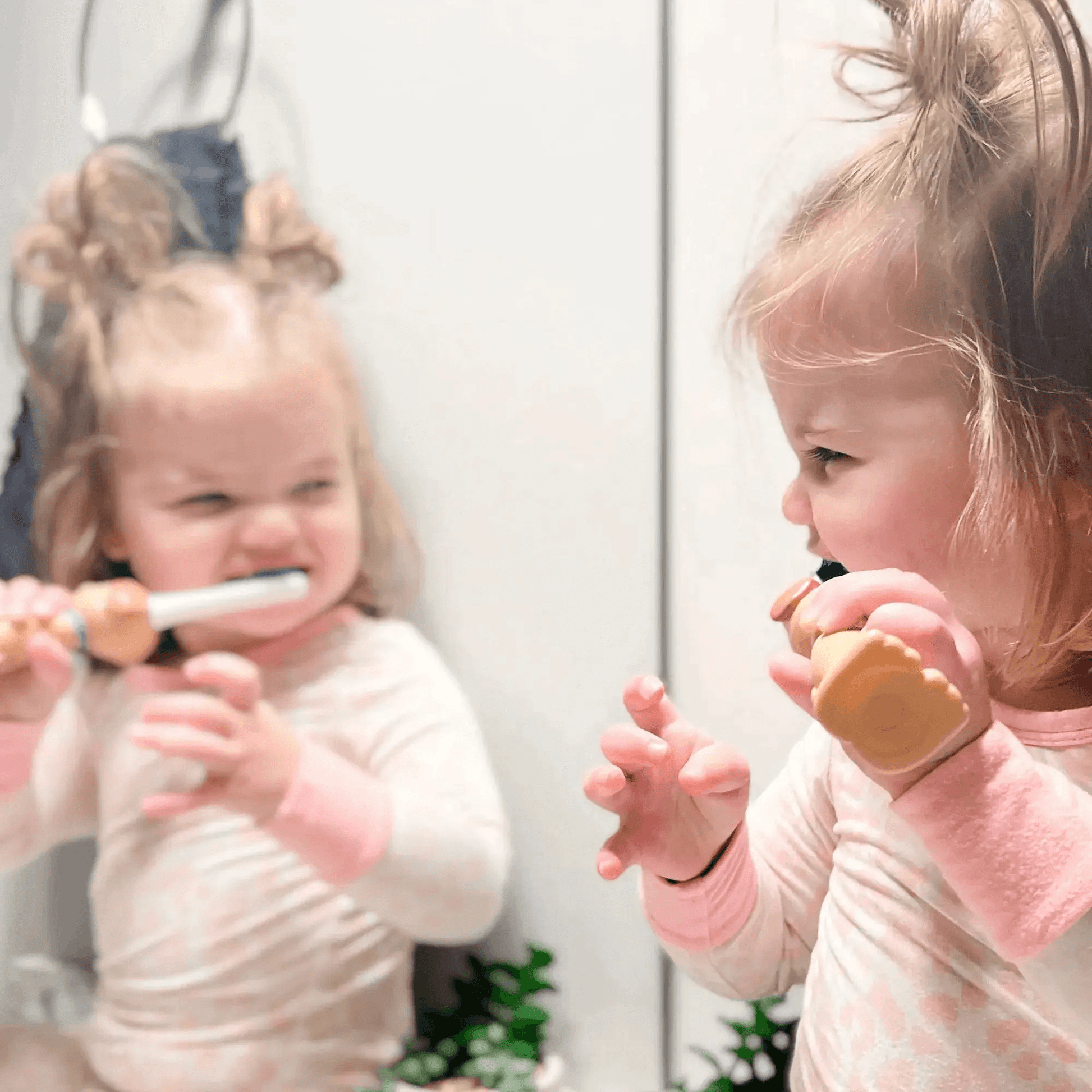 Petey the Puppy Toothbrush for Kids With Bonus Brush - ToylandEU