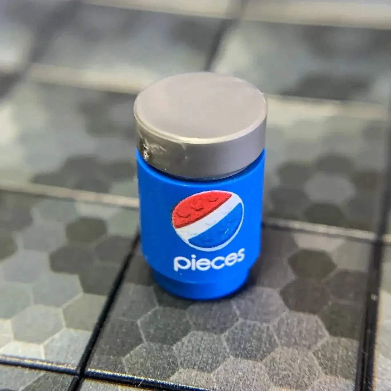 B3 Customs® Printed Pieces Soda Can made using LEGO parts - ToylandEU