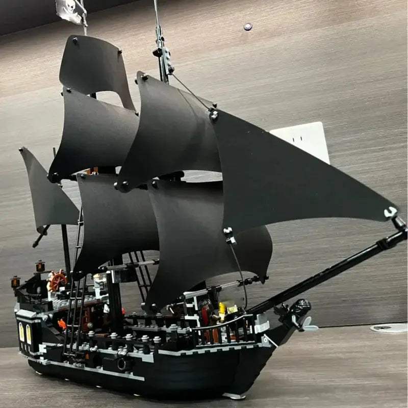  Pirates of the Caribbean Black Pearl Ship Lego Premium Set -  ToylandEU™
