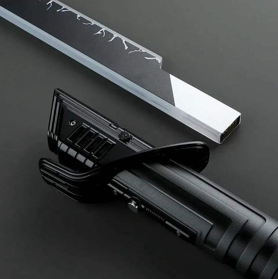 Pixel Lightsaber With Metal Handle And Sound Effects - ToylandEU