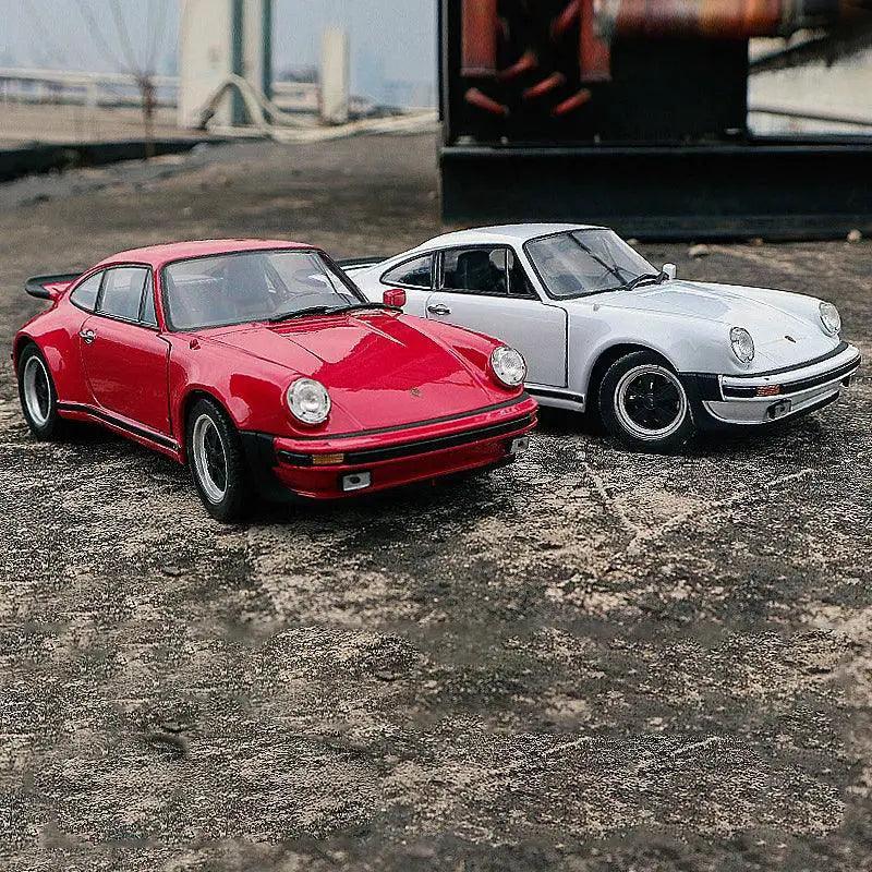  Porsche 911 Diecast 1:24 Alloy Scale Model Car Premium -  ToylandEU™