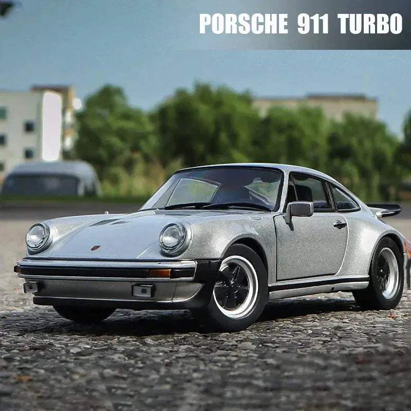 Porsche 911 Diecast 1:24 Alloy Scale Model Car Premium Collectible - ToylandEU