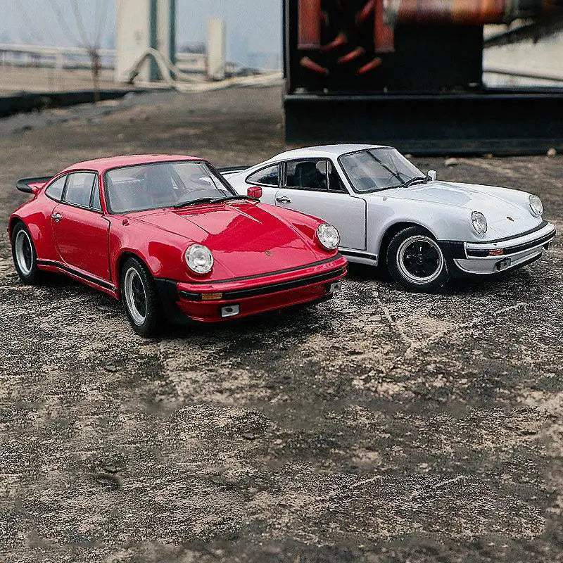 Porsche 911 Diecast 1:24 Alloy Scale Model Car Premium Collectible - ToylandEU
